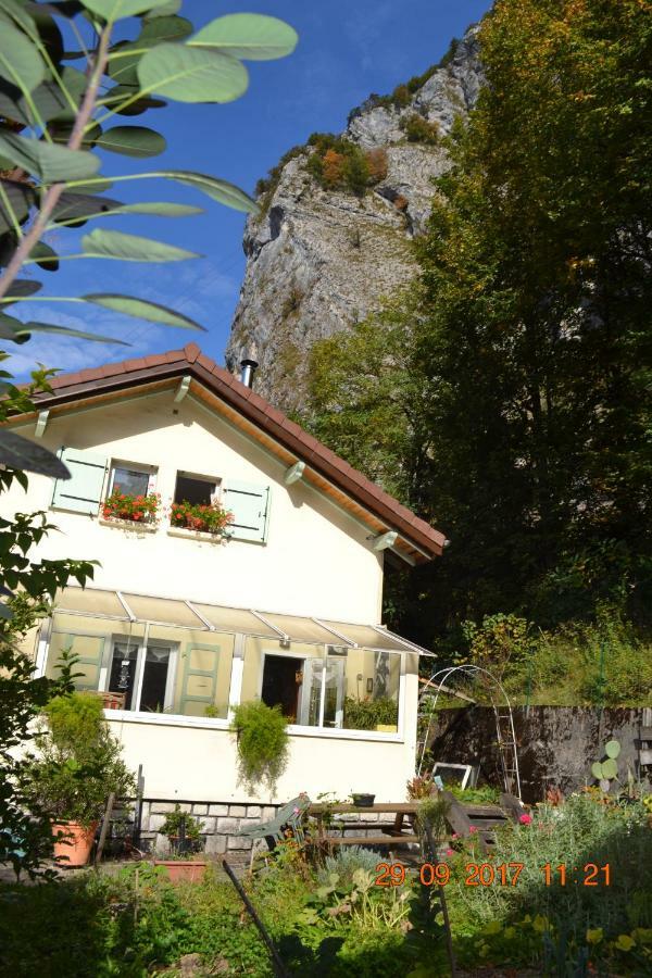 Chambre D'Hotes "Le Moulin" Thônes Buitenkant foto