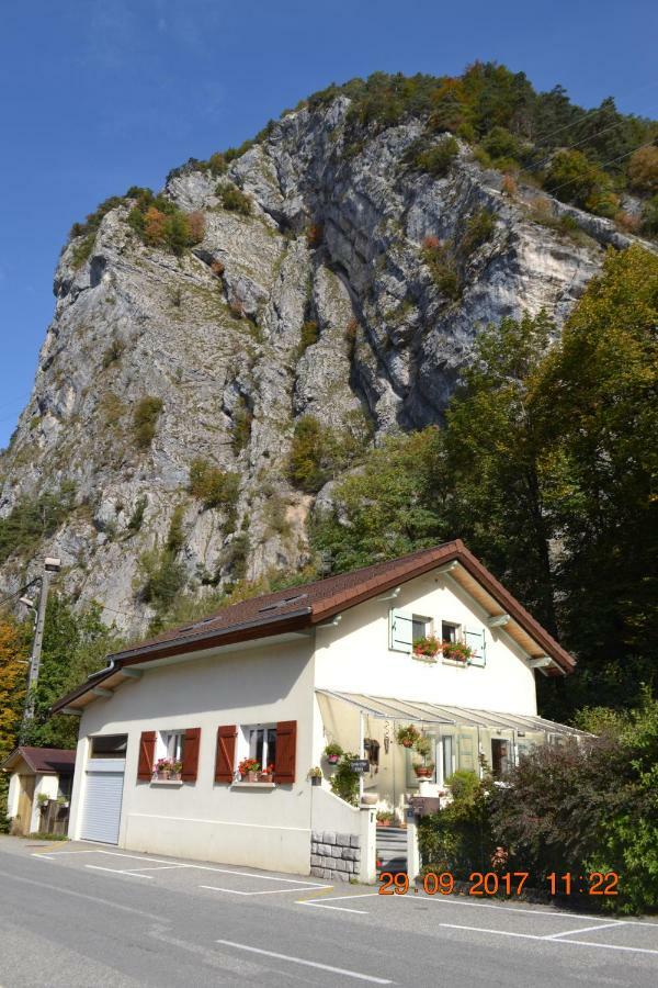 Chambre D'Hotes "Le Moulin" Thônes Buitenkant foto